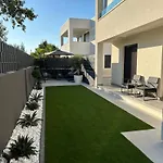 公寓 Oris, Private Parking, Private Garden