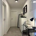 Oris, Private Parking, Private Garden Апартаменты Задар