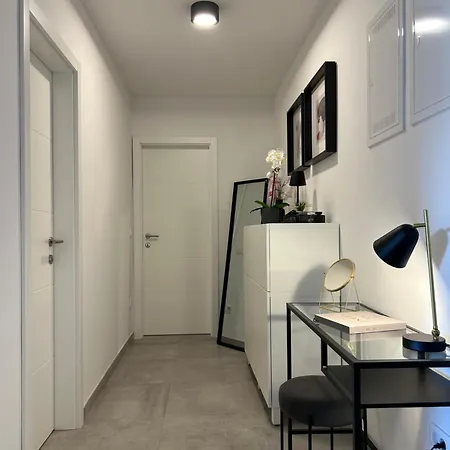 Oris, Private Parking, Garden Appartement Zadar