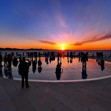 Oris, Private Parking, Garden Apartment Zadar