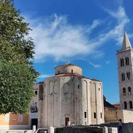 Oris, Private Parking, Garden Apartment Zadar