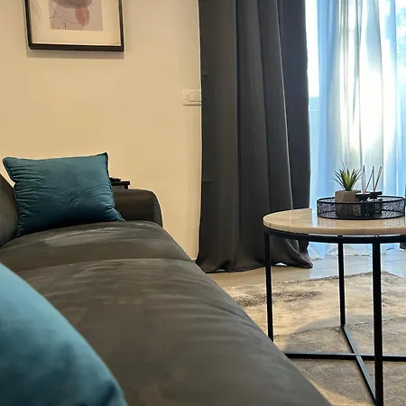 Oris, Private Parking, Garden * Zadar