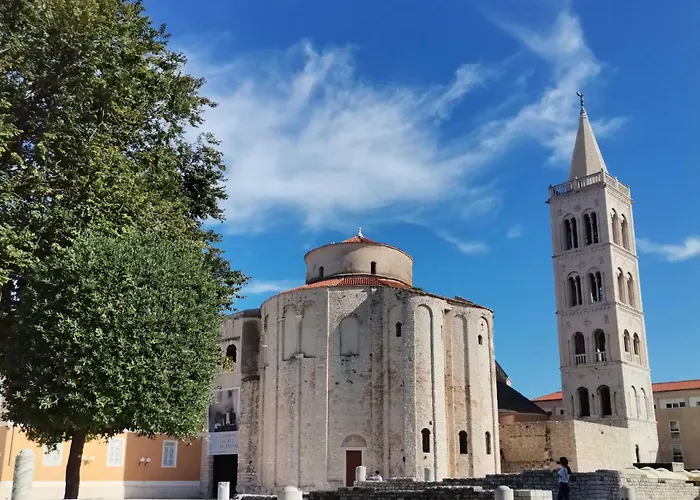 Oris, Private Parking, Garden Apartment Zadar