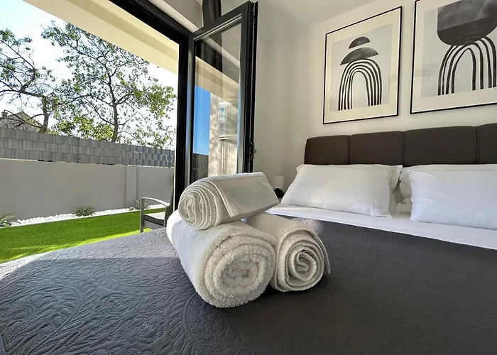 Oris, Private Parking, Garden * Zadar